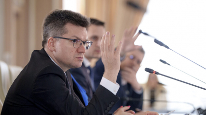 Un deputat AUR cere analizarea unor presupuse insulte din Parlament
