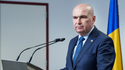 Bolojan avertizează: „România cheltuie mai mult decât îşi permite. Putem ajunge în situaţia să creştem taxe şi impozite”
