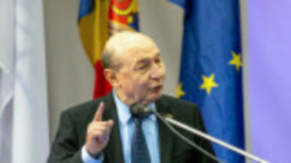 Traian Băsescu, ironie la adresa ambasadorului rus: „Cum stăm cu aroganța? Fugiți la Parchet, aveți un OZN”