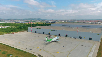 Terminalul cargo aerian de la Oradea devine funcţional: azi aterizează primul wide-body