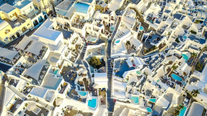 Cum au reacționat turiștii români când au văzut prețul unei sticle de apă în supermarketurile din Grecia. „La noi e considerată lux”