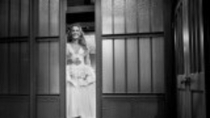 Blake Lively a atras toate privirile pe străzile din New York. Ce ținută a purtat actrița. GALERIE FOTO