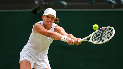 Iga Swiatek scrie istorie la Wimbledon! E în semifinale pentru prima dată după un meci solid cu Samsonova