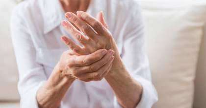 Planta medicinală cu proprietăți antiinflamatorii care oprește progresia artritei reumatoide