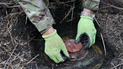 O țară de pe flancul estic al NATO alocă 1,1 miliarde de euro pentru achiziția de mine antitanc și pentru fortificarea granițelor cu Rusia și Belarus