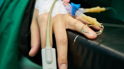 De ce anestezia ne șterge conștiința? Nu dormim, nu visăm și nimeni nu știe unde „ne ducem” în timpul anesteziei