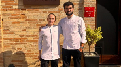Claudiu Gherguț, câștigătorul sezonului 15 Chefi la cuțite, a gătit alături de Chef Richard Abou Zaki, la Retroscena: ”Acest stagiu îmi oferă o experiență fenomenală”