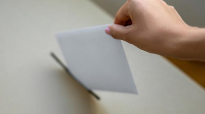 Decizie istorică în Marea Britanie: Tinerii de 16 și 17 ani vor putea vota la următoarele alegeri generale