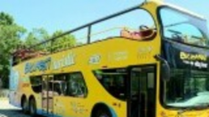 Primăria Capitalei relansează autobuzele supraetajate pentru turiști. Pe unde vor circula