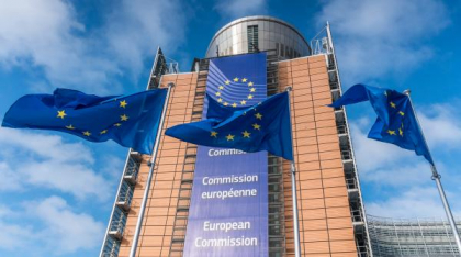 UE vrea să interzică importurile de gaze rusești până în 2027, în ciuda dependenței persistente de gazul lichefiat