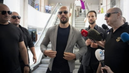 Justiția britanică, mult mai dură cu Andrew Tate. Procesul pentru abuzuri fizice și sexuale împotriva controversatului influencer, devansat pentru 2026