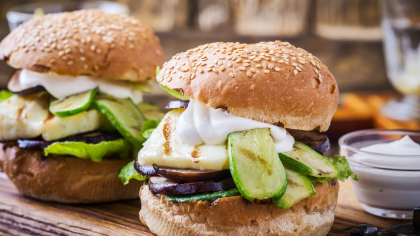 Burgerul vegetal, interzis pe hârtie. De ce mâncarea a devenit o problemă de identitate în Europa