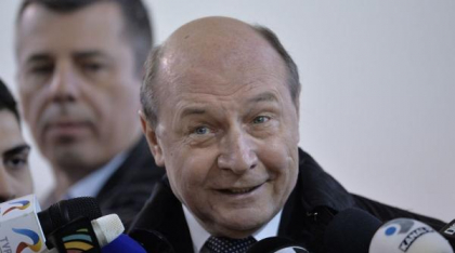 Fără rușine. „Petrov” cere justiției să-i redea privilegiile pierdute. Vrea vilă, indemnizație lunară, pază SPP și mașină de serviciu