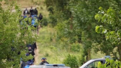 Recidivistul periculos, acuzat de crimă și incendiere, în libertate. Poliția îl caută în Arad și Mureș