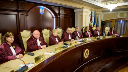 CCR, despre primele de final de mandat: „Niciunul dintre judecători nu a solicitat și nu a primit vreo sumă de bani”
