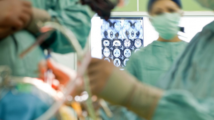 Medici și asistenți din spitalele din Capitală, trimiși în comisia de disciplină în urma controalelor efectuate după tragedia de la Iași. Care este motivul