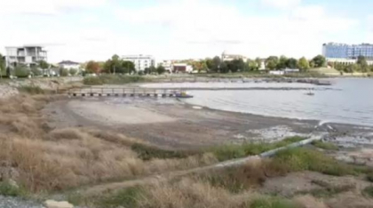 Lacul Techirghiol a secat pe porțiuni mari. Ce se va întâmpla cu nămolul sapropelic