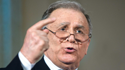 Diagnostic confirmat: Ion Iliescu suferă de o afecțiune pulmonară oncologică. A fost operat în această dimineață