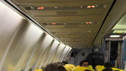 Președintele și-a dus fiica la Milano cu o cursă low cost
