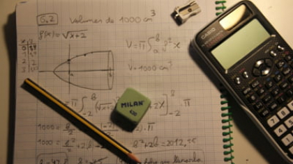 O problemă de matematică simplă lasă oamenii perplecși: Ești mai deștept decât un elev de clasa a V-a?