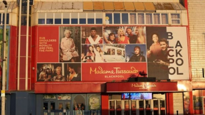 Un cuplu a rămas încuiat în muzeul Madame Tussauds: „Știam că vom fi arși de vii și că vom muri”