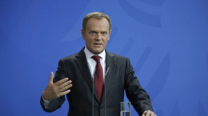 Premierul Poloniei, mesaj in limba romana de sustinere a lui Nicusor Dan. Referinta la Duckadam: „Apara Europa, Romania si libertatea noastra, asa cum eu am aparat poarta”