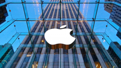 Apple face un pas înapoi: Ceasul cu cameră nu va mai vedea lumina zilei
