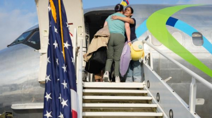 Zeci de migranți au luat banii oferiți de guvernul lui Donald Trump și au plecat de bunăvoie din SUA. Cât a primit fiecare