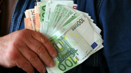 Salariu de 100.000 de euro pe an şi numeroase beneficii. Ce meserie şi ce loc de muncă îţi aduc aceşti bani