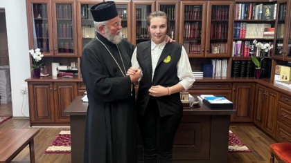 Elevă nevăzătoare din Baia Mare a trecut Bacul dictând fiecare răspuns. Acum visează să ajute alți copii, ca psiholog