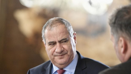 Pe ce a tocat 20 de milioane de lei Marian Neacșu, secretarul general al Guvernului, pe ultima sută de metri a Guvernului Ciolacu 2. Contracte cu firme mufate la banii publici 