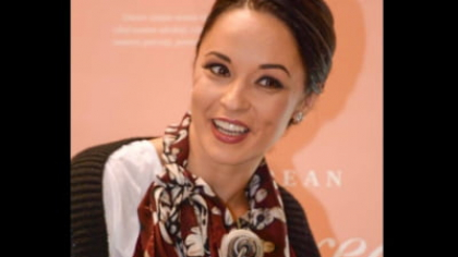 Mesajul Andreei Marin înaintea turului doi al prezidențialelor: ”Nu vreau să-mi spună mie golanul 'tare-n gură' cum să-mi educ copilul, ce-am voie să iubesc”