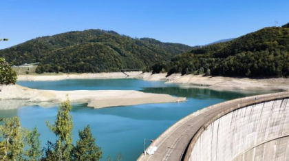 Imagini dezolante: Încă un lac celebru din România rămâne fără apă