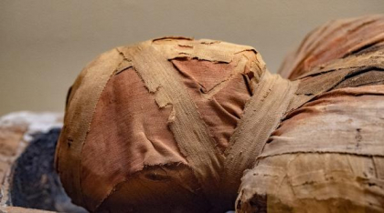 Un sarcofag vechi de 2.000 de ani tocmai a fost deschis, iar mumia dinăuntru este uluitoare