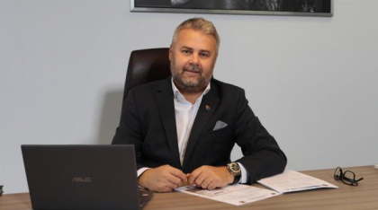 Primul bugetar de lux care își reduce singur salariul de la 53.000 de lei la 14.000 de lei. Miruță: E un gest de bun simț