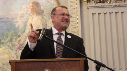 John Banu-Muscel, despre Șoșoacă: „Nu ar fi toleratǎ în Parlamentul pe care eu îl voi conduce”
