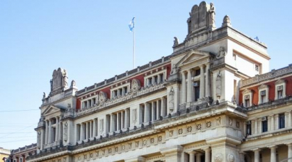 Peste 80 de cutii cu materiale naziste găsite în subsolul Curţii Supreme din Argentina. Decizia luată de autorităţi