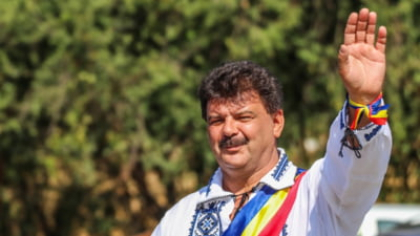 Consilierii unei comune din România sunt penalizați dacă nu se prezintă la ședințe în ie. Prefectul cere anularea deciziei