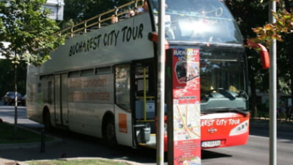 Autobuzele turistice supraetajate revin în Capitală. Pe unde vor circula
