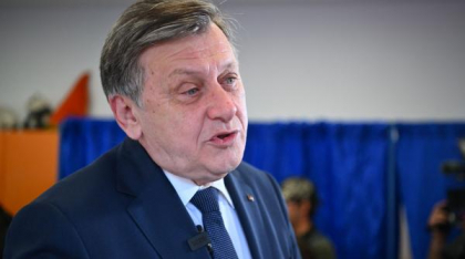 Crin Antonescu: „Eu am pierdut alegerile. Nu mai căutați trădări, incapacitate de mobilizare”
