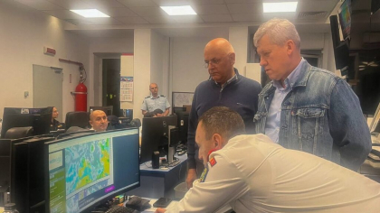 Ministrul de Interne, Cătălin Predoiu, vizită de noapte la centrul de coordonare al DSU