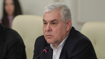 Ministrul Apărării, Angel Tîlvăr, a votat „pentru un popor unit şi prosper”
