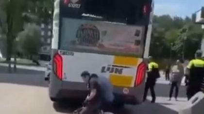 Atac armat într-un autobuz din Antwerp. Agresorul a omorât un om și a rănit alți doi