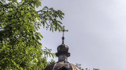 O altfel de vacanță în Transilvania. Cât costă să petreci o noapte în bisericile transformate în unități de cazare