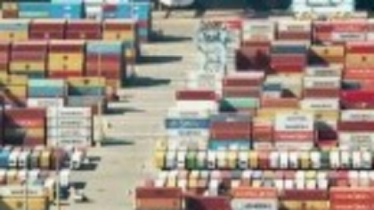 BERD: Europa Centrală şi Balcanii sunt regiuni afectate de războiul comercial declanşat de SUA