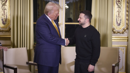 Întrebarea halucinantă pusă de Donald Trump lui Zelenski, după ce i-a promis că va relua livrările de armament: „Poţi lovi Moscova? Dar Sankt Petersburg?”