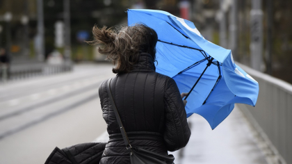 METEO. Cod galben de vânt în patru județe din Moldova. Vreme deosebit de rece în toată țara
