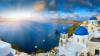 Cât costă o vacanță în Santorini. Ghid complet de buget pentru transport, cazare și distracții