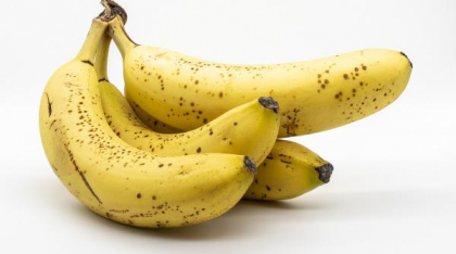 Cum să păstrezi bananele proaspete mai mult timp: trucul genial cu folie de aluminiu