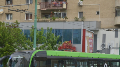 Zeci de șoferi de autobuze, reținuți